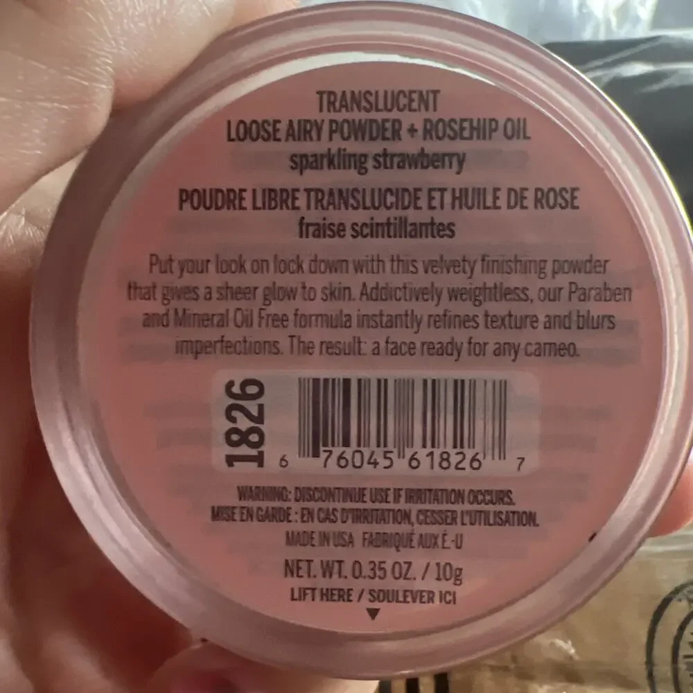 Hard Candy LUMINIZING BODY POWDER + Rosehip Oil Marilyn Monroe .35oz